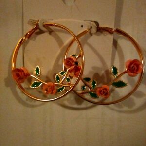 Classic Flower Detailed Hops Nickel Free